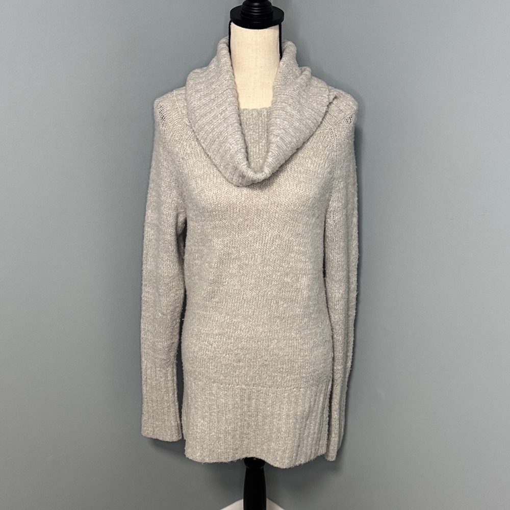 White House Black Market Woemn’s Gray Cowl Neck Sweater Sz S